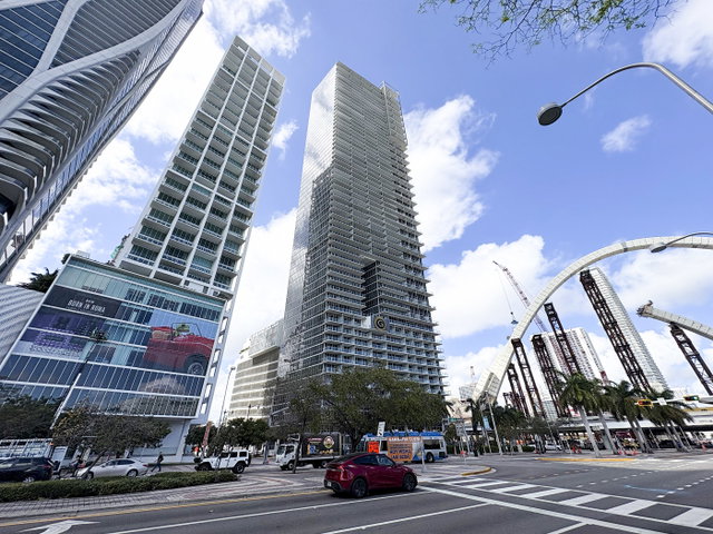 Marquis Residences photo 2